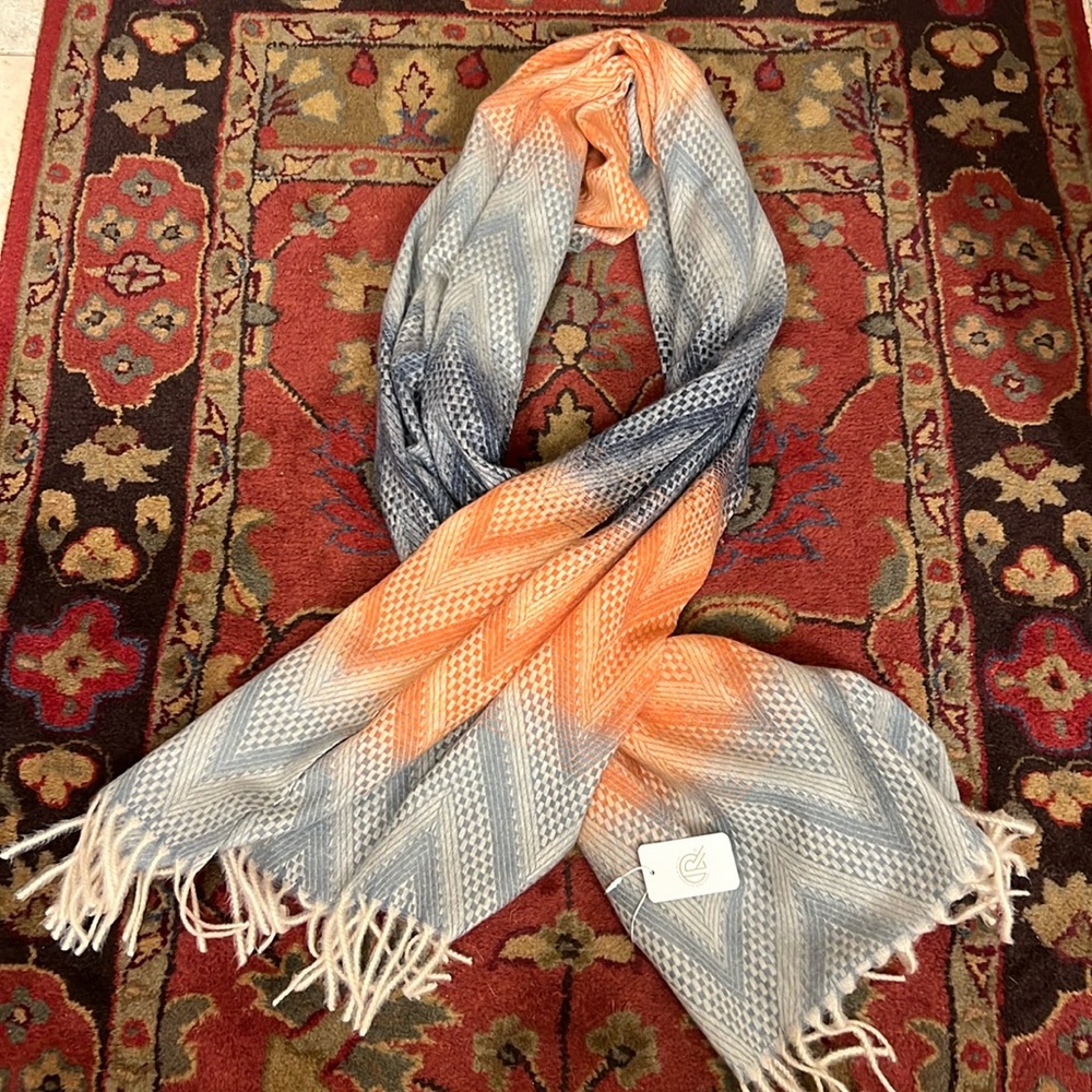 Beautiful scarf! New with tags.